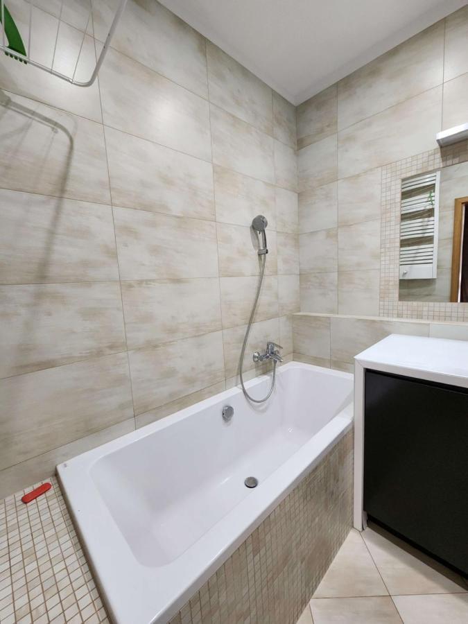 Nadmorski Dwor Modern Apartment Gdansk Luaran gambar